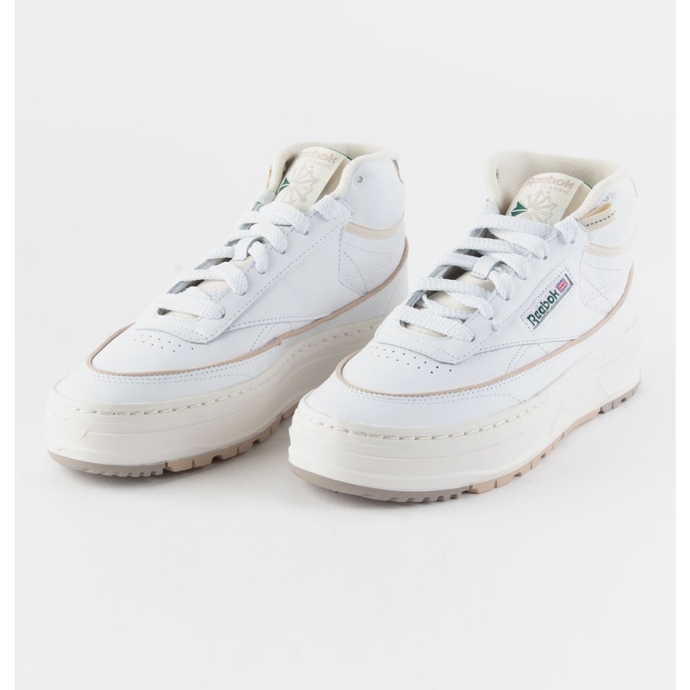 Platform Reebok sneaker/boot